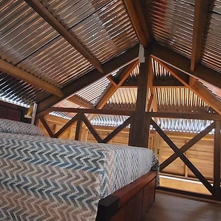 Maison Le Bois Joli Coeur Saint-Benoît Extérieur photo